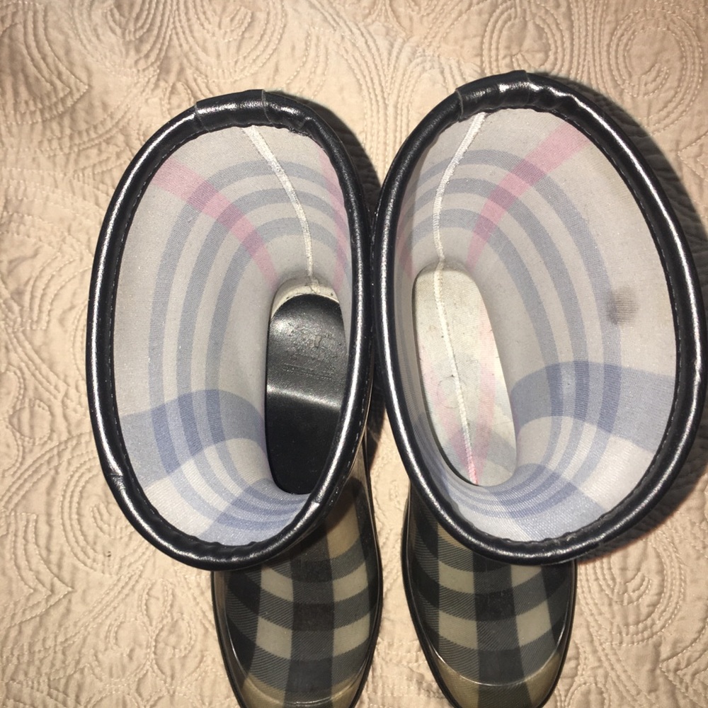 Burberry Rain Boots - Picture 3 of 4
